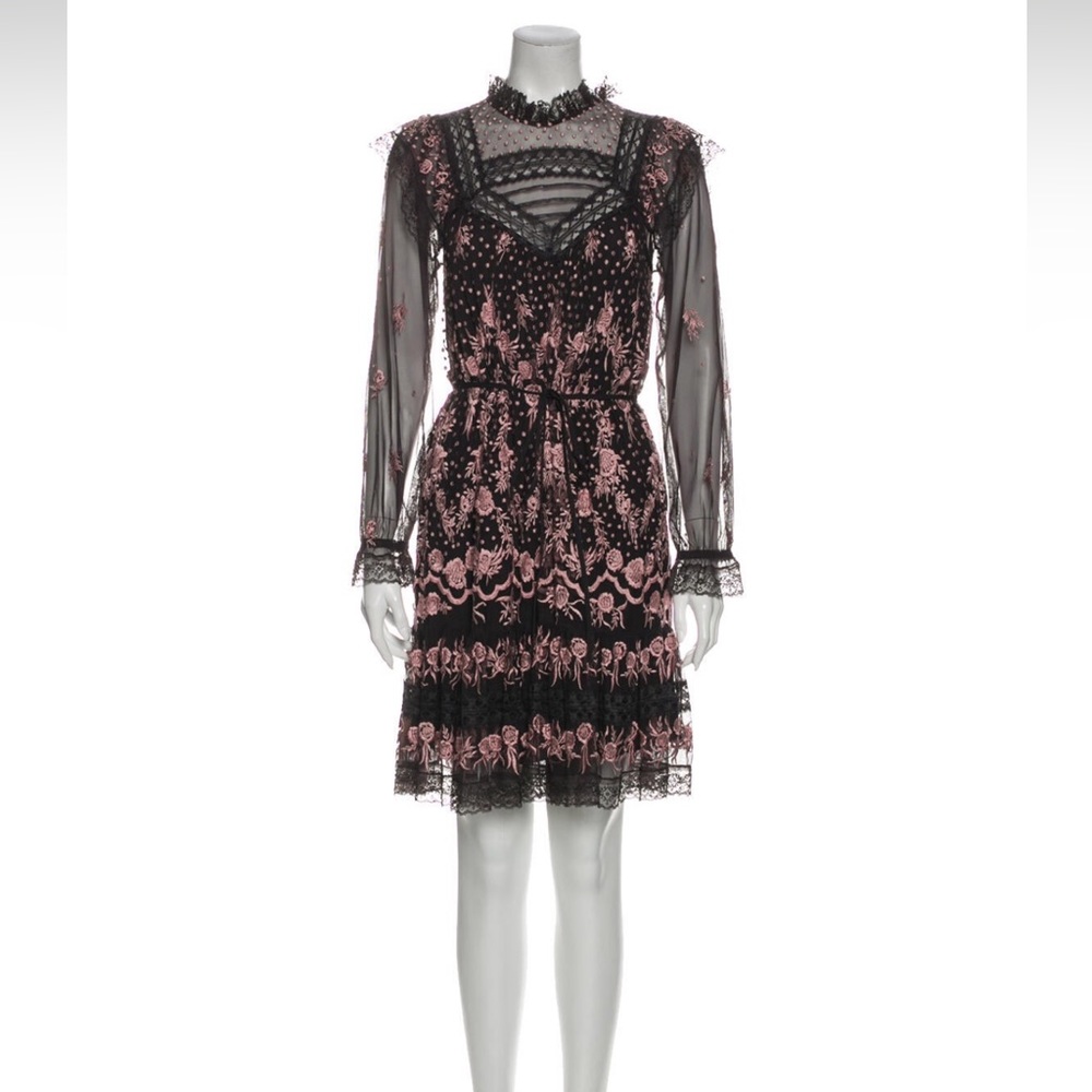 Needle and thread dress xs size 2 very good condition